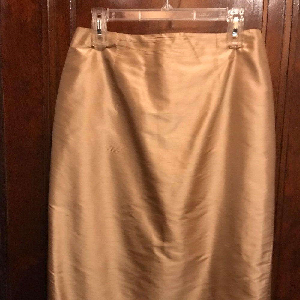 SILK CLUB skirt